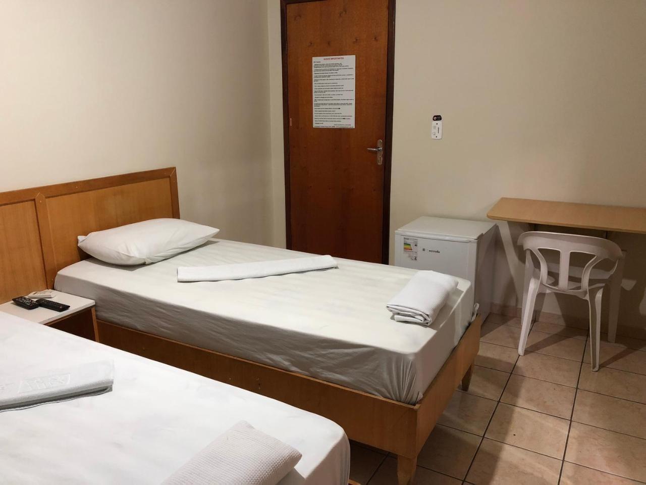 Acalantus Hotel Гояния Екстериор снимка