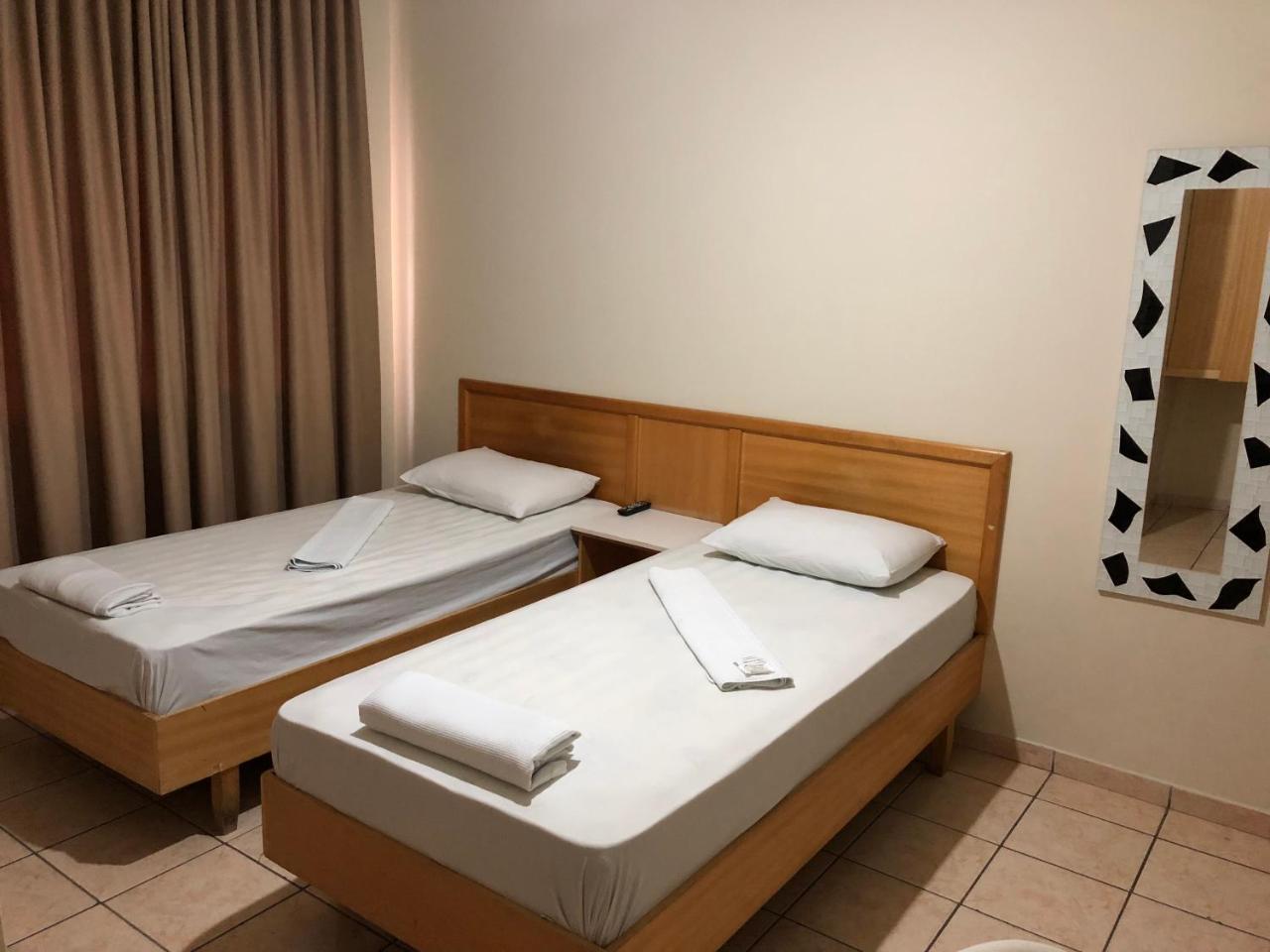 Acalantus Hotel Гояния Екстериор снимка